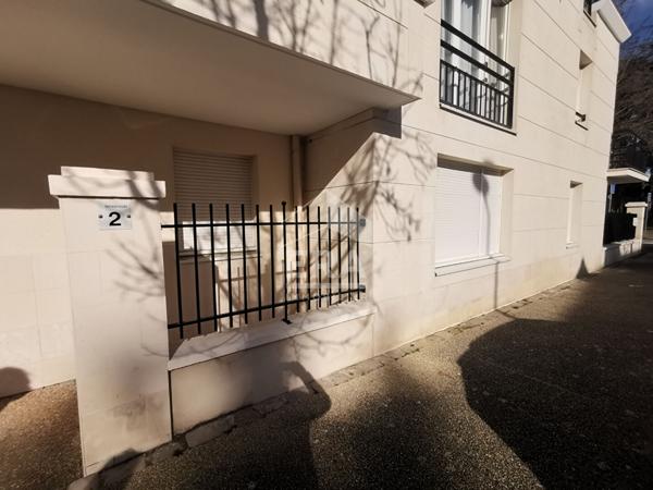 Place de parking sécurisée en sous-sol ? Guyancourt