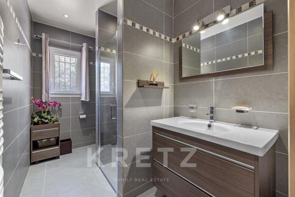 Élégante villa provençale de plain-pied au cœur d’un domaine paysager de 10 000 m²