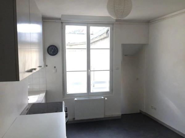 Vente Immeuble 8 pièces 196 m2 à Laon