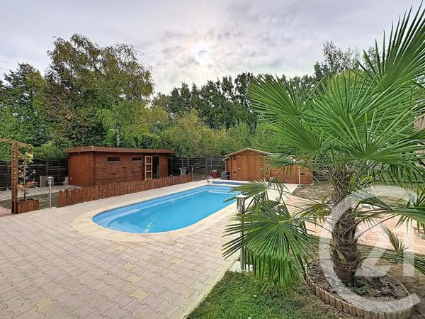Maison à vendre  5 pièces - 199,79 m 2   ST JULIEN LES VILLAS  - 10