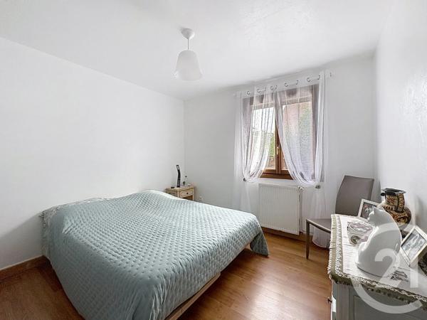 Maison à vendre  5 pièces - 199,79 m 2   ST JULIEN LES VILLAS  - 10