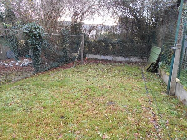 Maison centre-ville, 2 chambres, jardin.