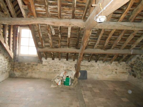 Maison centre-ville, 2 chambres, jardin.