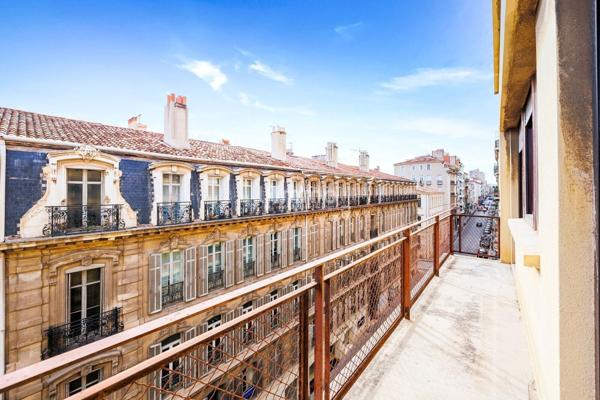 13006-13008/ Appartement spacieux/ Terrasse