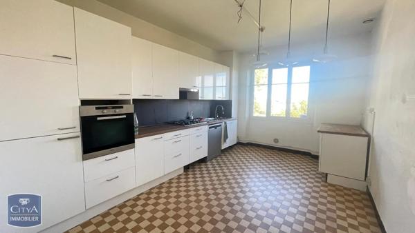 Maison à louer 6 pièces 201m² Antibes (06600)
