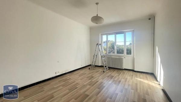 Maison à louer 6 pièces 201m² Antibes (06600)