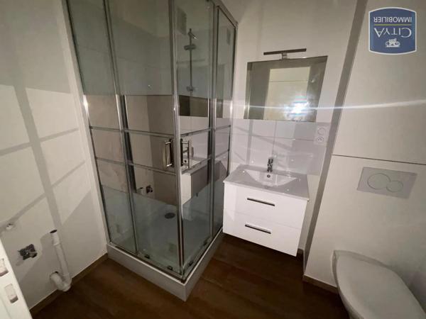 Appartement à louer 1 pièce 19.3m² Toulon (83000)