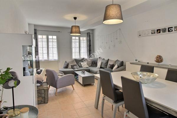EPERNON CENTRE VILLE  APPARTEMENT 4 CHAMBRES