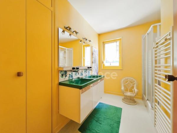 Maison à vendre 6 pièces GIVRY (71) terrain de 3400 m²