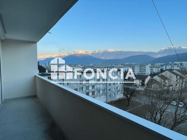 Location Studio 30.36 m² - LES ECUREUILS A-B-C-D -E Echirolles 38130