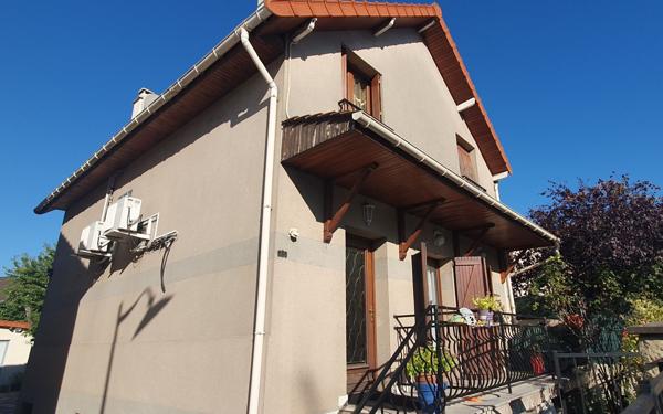 Maison à vendre    5 pièces • 129,14 m2 Le Blanc-Mesnil