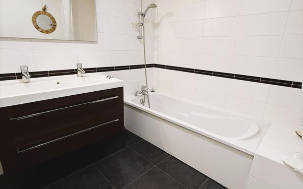 Appartement à vendre    5 pièces • 99 m2 Antony