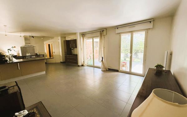 Appartement à vendre    5 pièces • 99 m2 Antony