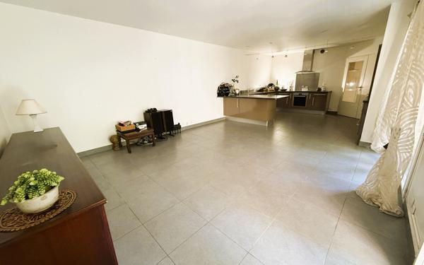 Appartement à vendre    5 pièces • 99 m2 Antony