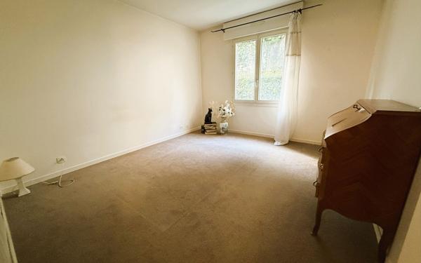 Appartement à vendre    5 pièces • 99 m2 Antony