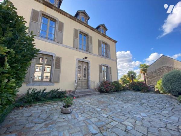 MAISON DE MAITRE CENTRE VILLE DOL DE BRETAGNE