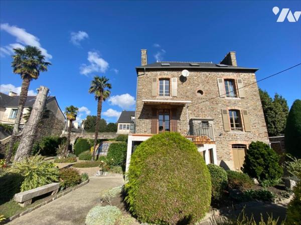 MAISON DE MAITRE CENTRE VILLE DOL DE BRETAGNE