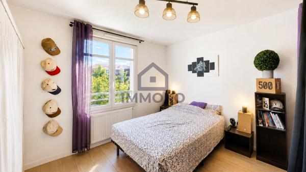 Superbe Appartement T4 avec balcon, garage et cave dans une résidence de standing