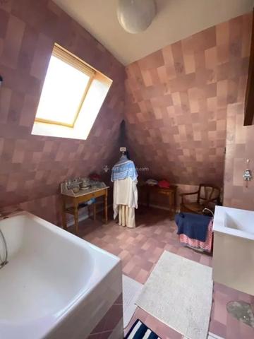 Vente Maison 8 pièces 238 m2 à La Chartre-sur-le-Loir