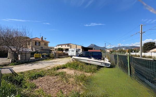 Maison à vendre    4 pièces •  La Crau