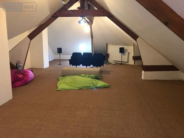 Maison à vendre à Saint-Calais dans la Sarthe (72120), ref : 101/1679