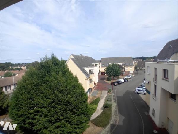 LE MANS SUD, appartement T2 en parfait état au 3ème étage.