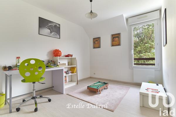 Maison à vendre 5 pièces 117 m² Montigny-le-Bretonneux