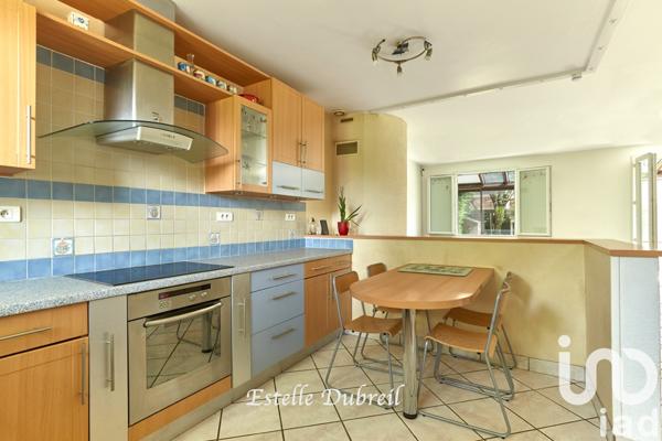 Maison à vendre 5 pièces 117 m² Montigny-le-Bretonneux