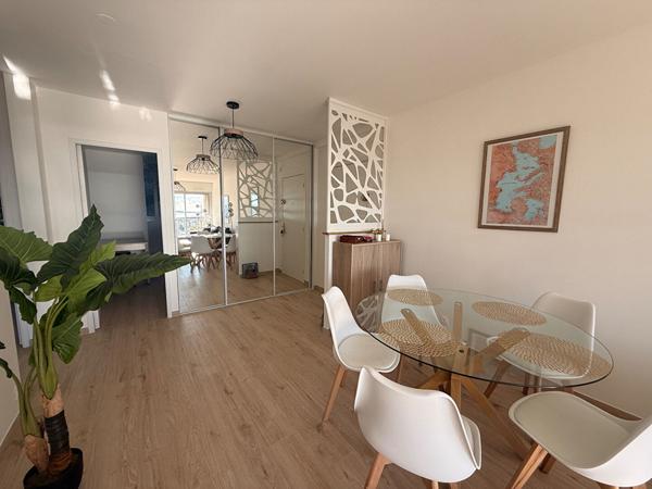 A VENDRE APPARTEMENT 3 PIECES VUE MER CAGNES SUR MER