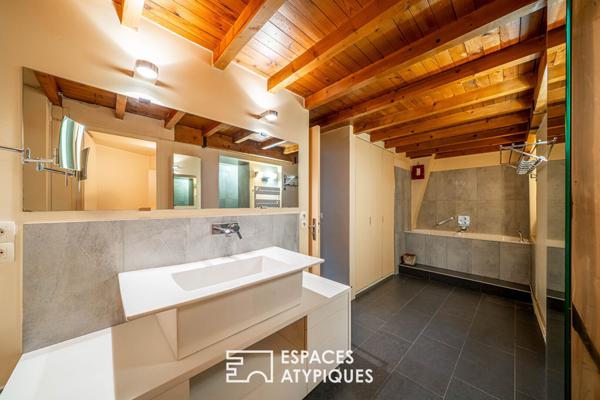 Appartement bourgeois aux volumes exceptionnels à réinventer