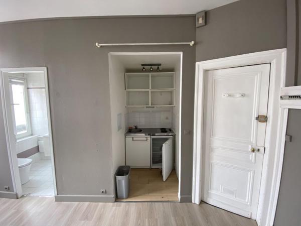 A LOUER : T2 à LILLE • Place Jacquard - République • 795 € CC • Réf. G264-2