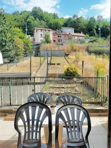 HERSERANGE, PROCHE DU LUXEMBOURG ET DE LA BELGIQUE, MAISON DE VILLE MITOYENNE DE 80 M² + 30M² DE COMBLES A AMENAGER + CAVES + TERRASSE + JARDIN