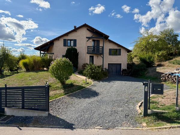 Maison de 141 m² à Deyvillers ? 4 chambres, terrain de 1 000 m² et garage