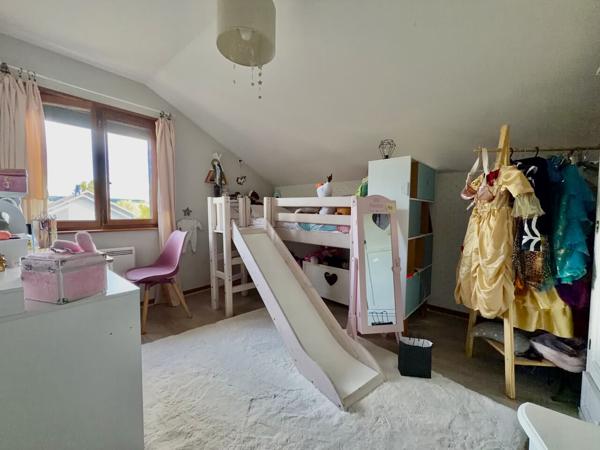 Maison de 141 m² à Deyvillers ? 4 chambres, terrain de 1 000 m² et garage