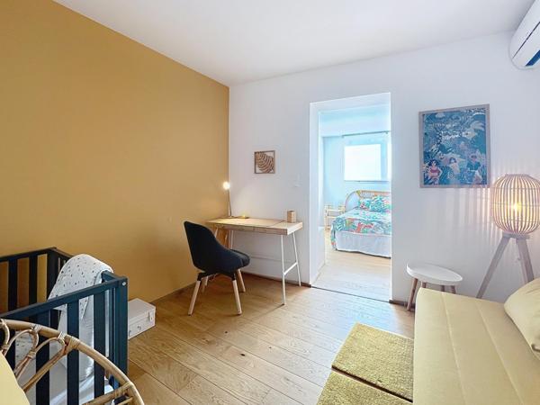 Maison familiale rénovée – piscine – volumes