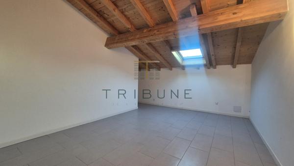 Maison 7 pièce(s) 4 chambre(s) 270 m²