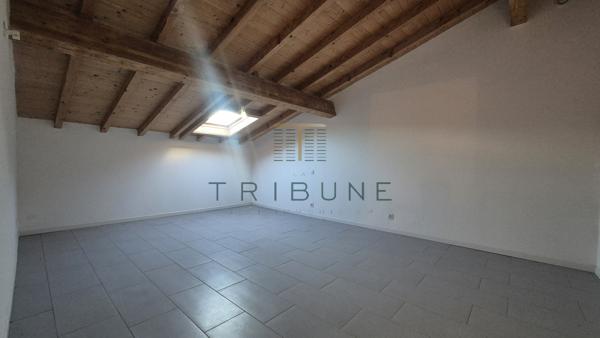 Maison 7 pièce(s) 4 chambre(s) 270 m²