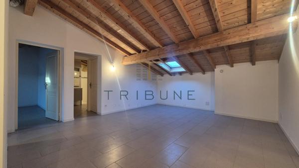 Maison 7 pièce(s) 4 chambre(s) 270 m²