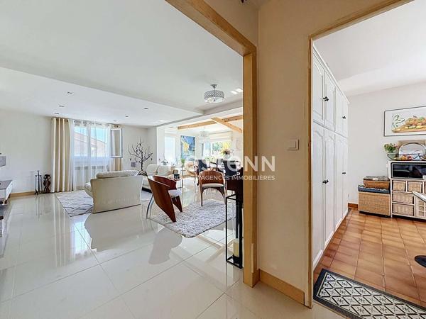 A VENDRE- MURET - Plain-pied T5 rénové, 4 chambres, jardin et garage - DPE B