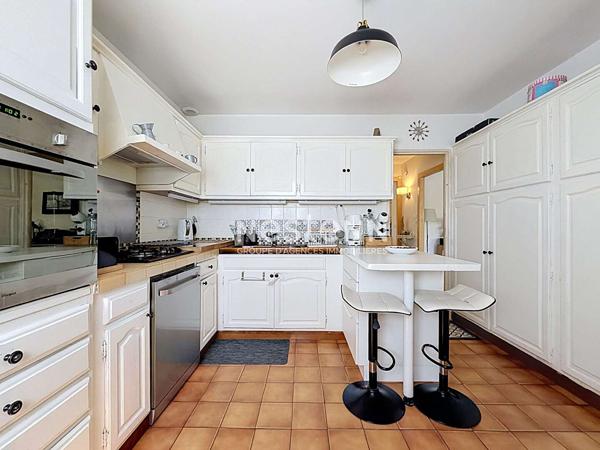 A VENDRE- MURET - Plain-pied T5 rénové, 4 chambres, jardin et garage - DPE B