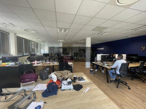 Bureau de 327 m² à louer à Bordeaux Sud-Ouest
