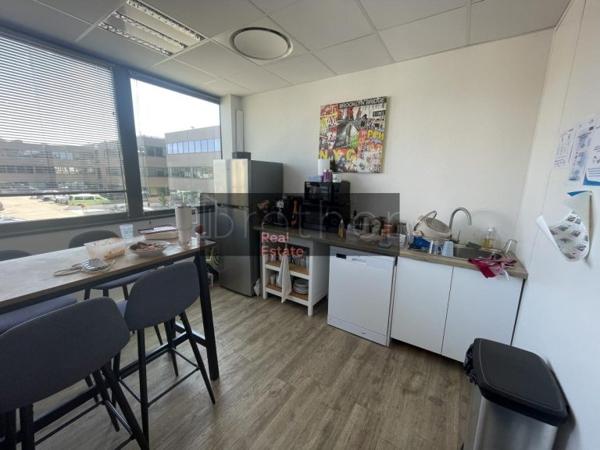 Bureau de 327 m² à louer à Bordeaux Sud-Ouest