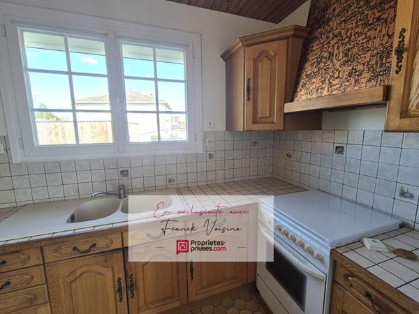 A VENDRE  en EXCLUSIVITE aux Herbiers, centre ville - Maison avec 4 chambres sur un terrain de  729 m2 env