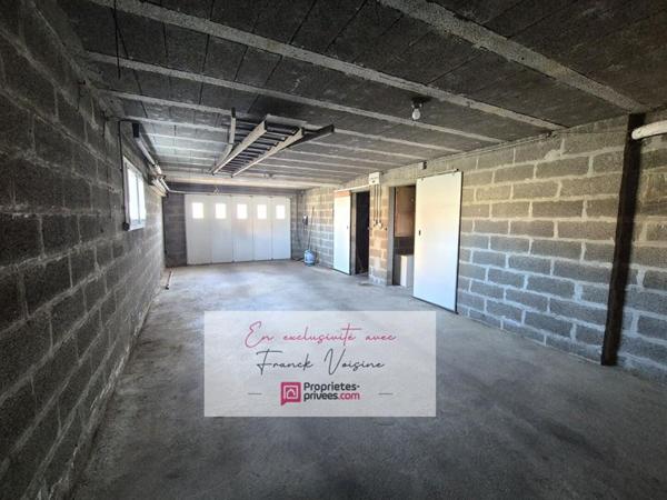 A VENDRE  en EXCLUSIVITE aux Herbiers, centre ville - Maison avec 4 chambres sur un terrain de  729 m2 env