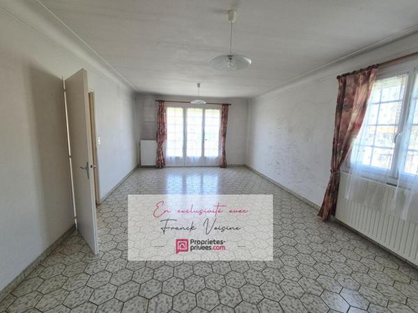 A VENDRE  en EXCLUSIVITE aux Herbiers, centre ville - Maison avec 4 chambres sur un terrain de  729 m2 env