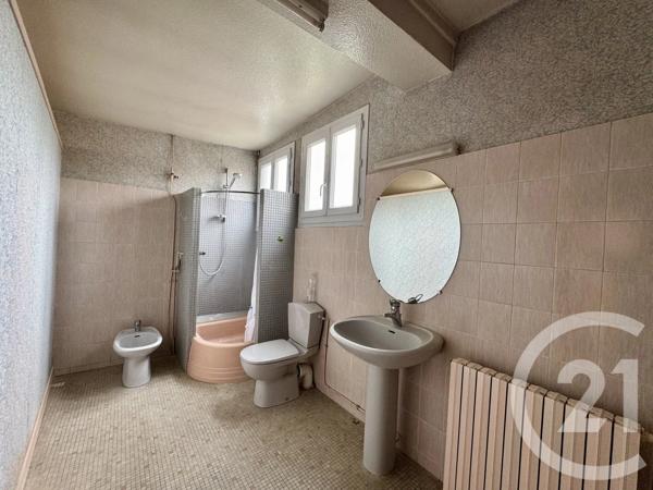 Maison à vendre  5 pièces - 130,36 m 2   LA CHATRE  - 36
