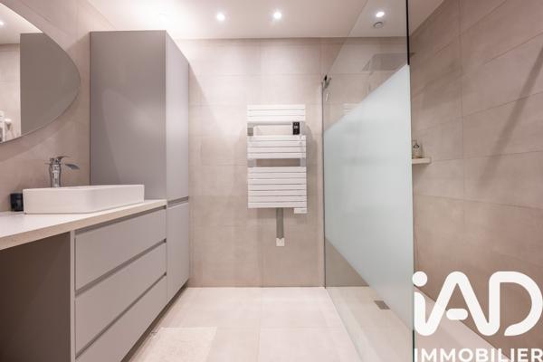 Appartement à vendre 5 pièces 154,9 m² Neuilly-sur-Seine