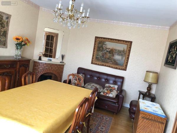 Maison à vendre à Lacapelle-Marival dans le Lot (46120), ref : 46030/MAIS/397