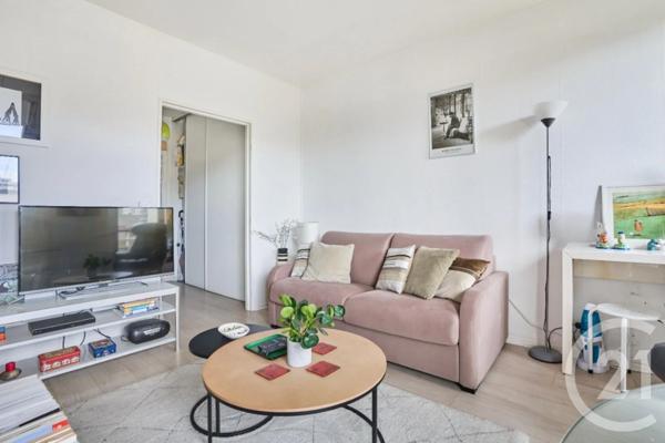 Appartement F1 à vendre  1 pièce - 32 m 2   LEVALLOIS PERRET  - 92