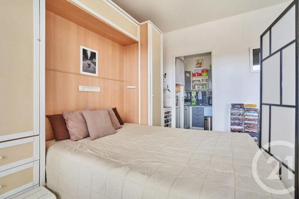 Appartement F1 à vendre  1 pièce - 32 m 2   LEVALLOIS PERRET  - 92